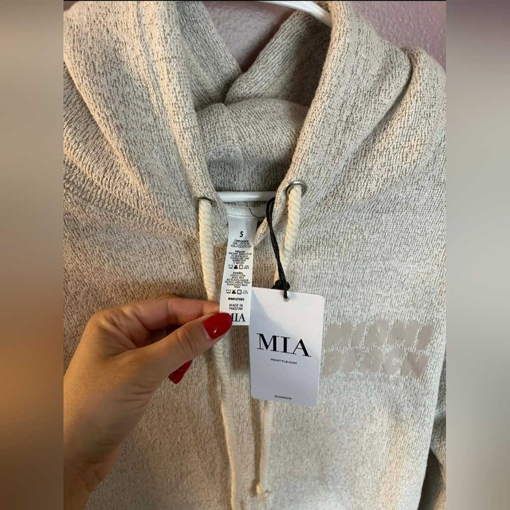 MIA Miami Beach Hooded Sweatshirt Size S NWT - Picture 2 of 3